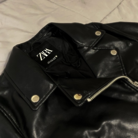 Zara Women's Black Leather Biker Jacket - Picture 4 of 4